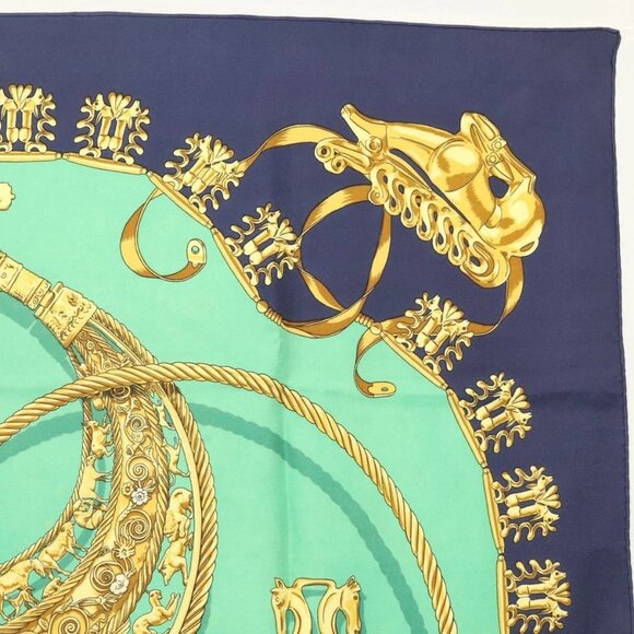 HERMES Carre 90 Scarf ""LES CAVALIERS D'OR"" Silk Green Auth BA5572 - Picture 2 of 11